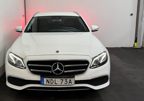 Mercedes-Benz E 200, 2020