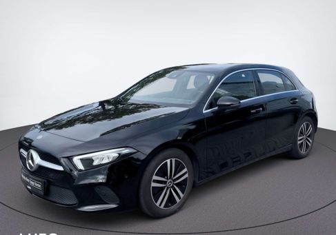 Mercedes-Benz A 180, 2023 3