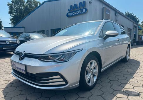 Volkswagen Golf, 2022