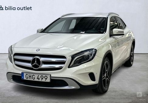 Mercedes-Benz GLA 220, 2015