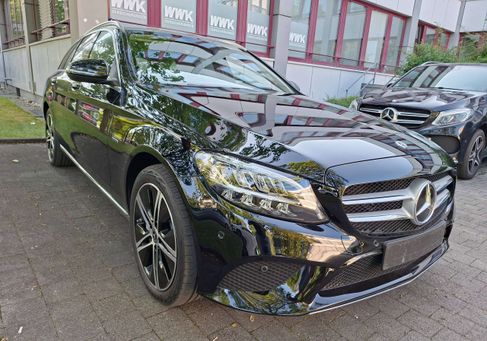 Mercedes-Benz C 300, 2021 2