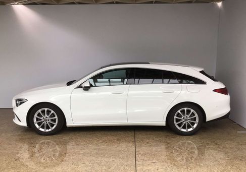 Mercedes-Benz CLA 180, 2022