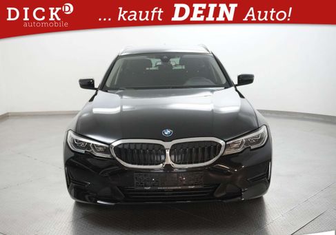 BMW 320, 2022