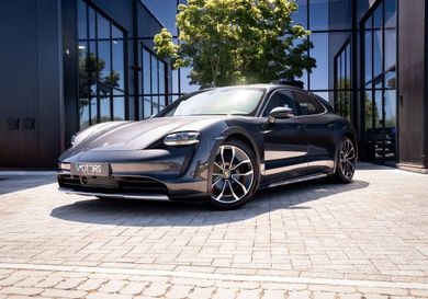 Porsche Taycan, 2021