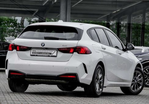 BMW 120, 2025