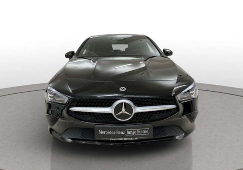 Mercedes-Benz CLA 250, 2021