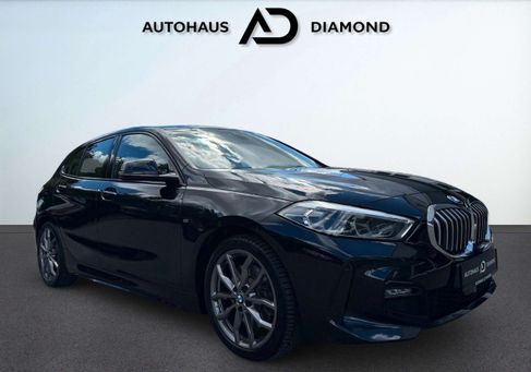 BMW 120, 2021 3