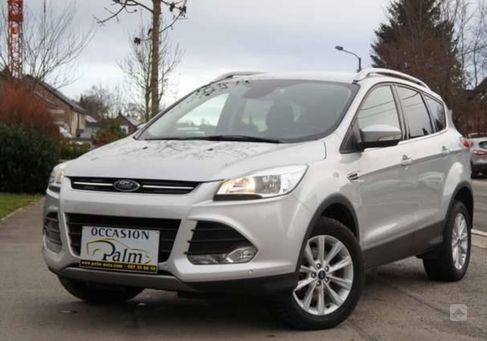 Ford Kuga, 2016