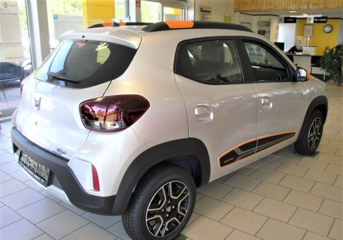 Dacia Spring, 2022 3