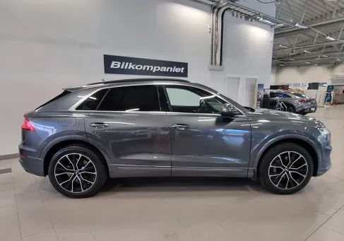 Audi Q8, 2019 3