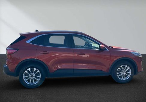 Ford Kuga, 2020