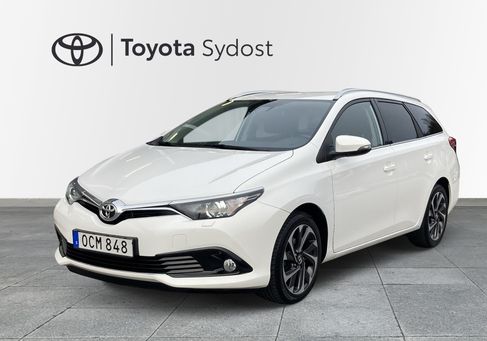 Toyota Auris Touring Sports, 2016