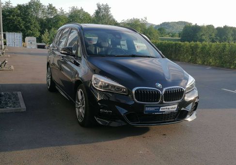 BMW 220, 2021 2