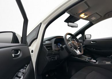 Nissan Leaf, 2023