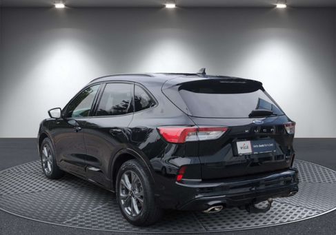 Ford Kuga, 2022