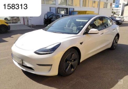 Tesla Model 3, 2021