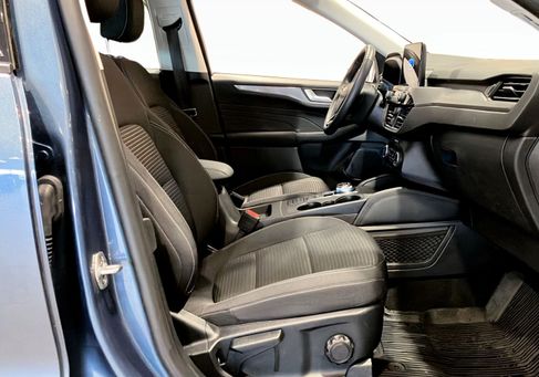 Ford Kuga, 2021