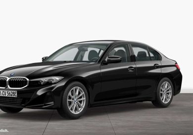 BMW 330, 2022
