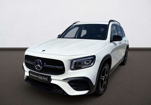 Mercedes-Benz GLB 200, 2023