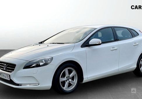 Volvo V40, 2016