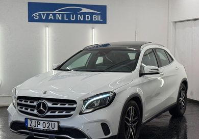 Mercedes-Benz GLA 200, 2020