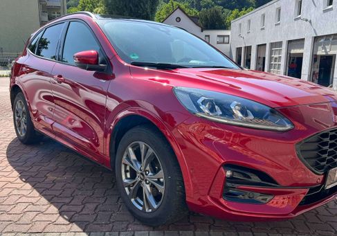 Ford Kuga, 2023