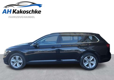Volkswagen Passat, 2023