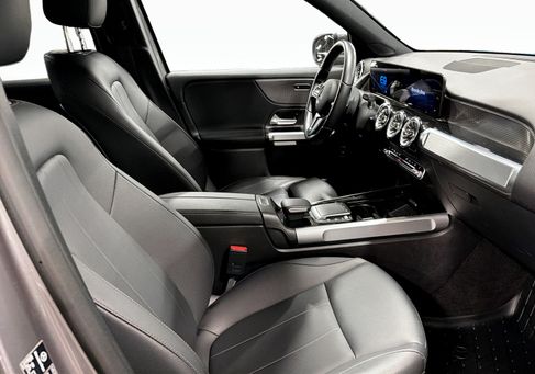 Mercedes-Benz EQB, 2022