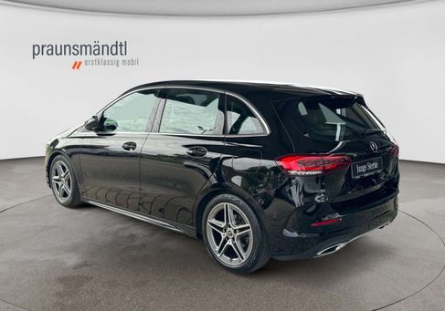 Mercedes-Benz B 200, 2022