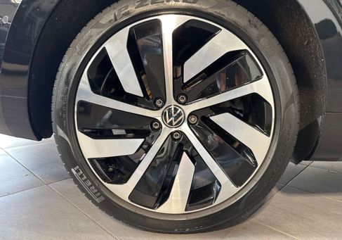 Volkswagen Arteon, 2022 3