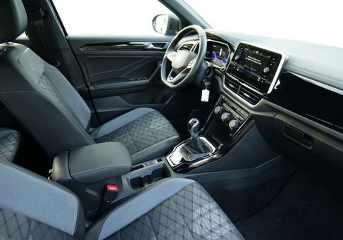 Volkswagen T-Roc, 2024