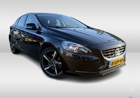 Volvo V40, 2014