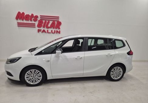 Opel Zafira, 2017