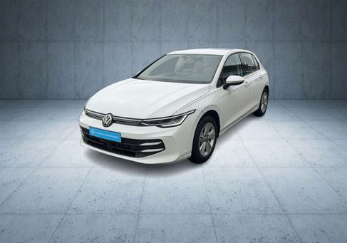 Volkswagen Golf, 2024 2