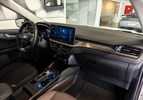 Ford Kuga, 2024