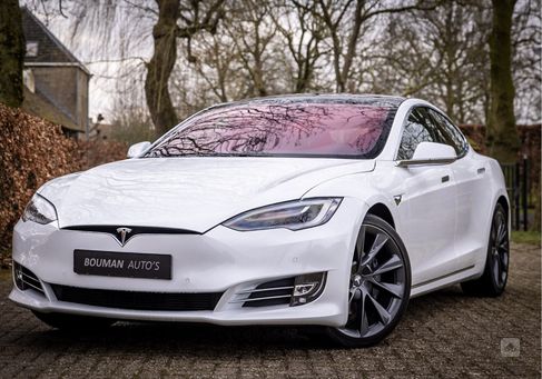 Tesla Model S, 2020