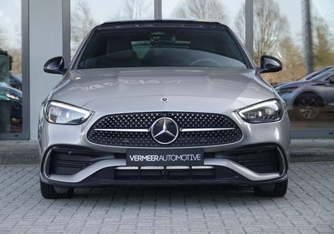 Mercedes-Benz C 180, 2025