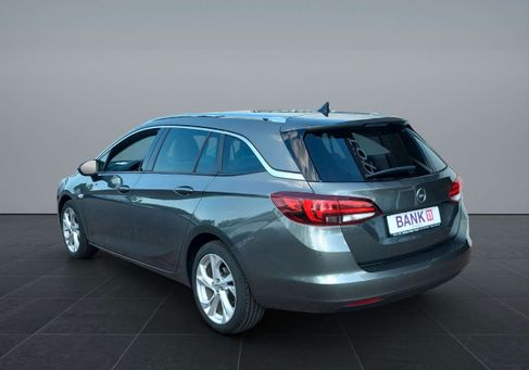 Opel Astra, 2021