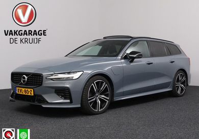 Volvo V60, 2022