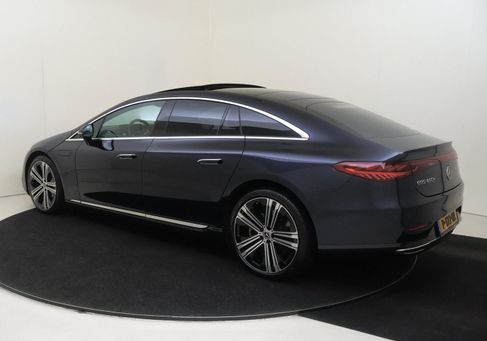 Mercedes-Benz EQS, 2022 3