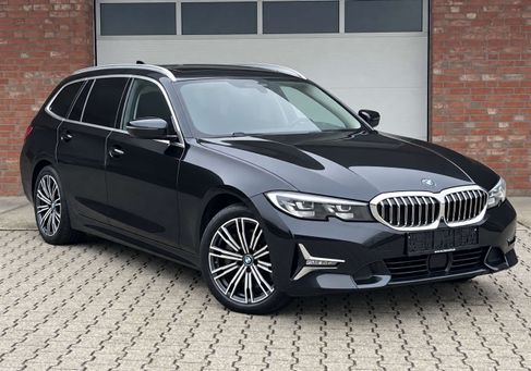 BMW 330, 2021 2