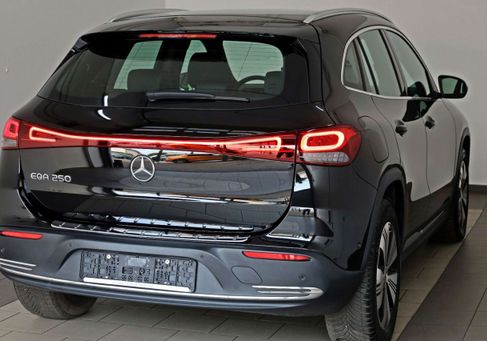 Mercedes-Benz EQA, 2023 2