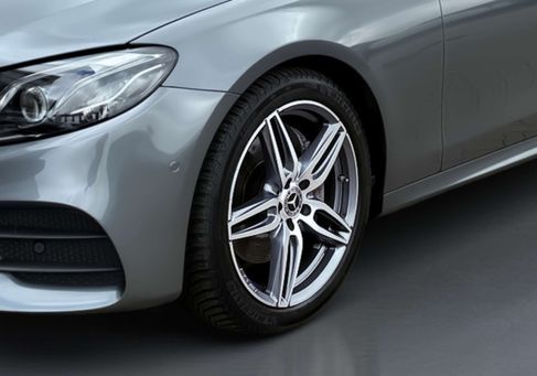 Mercedes-Benz E 200, 2019 3