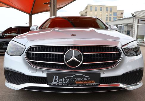 Mercedes-Benz E 400, 2021 3