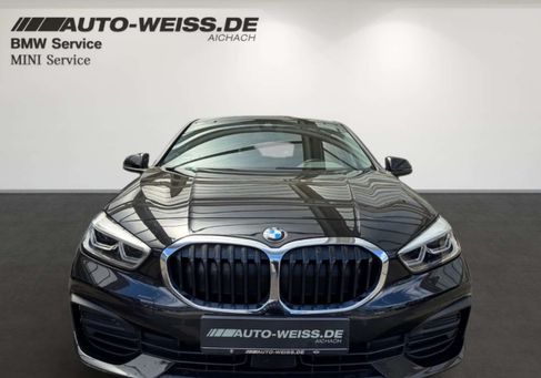 BMW 118, 2024