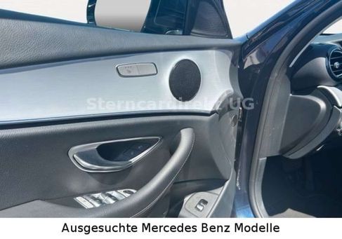 Mercedes-Benz E 300, 2022 3