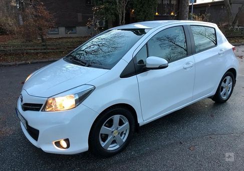 Toyota Yaris, 2013