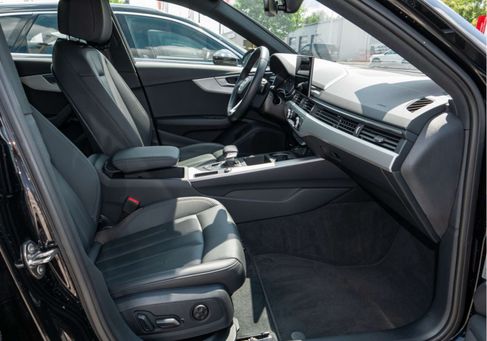 Audi A4, 2021