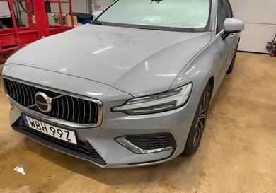 Volvo V60, 2025