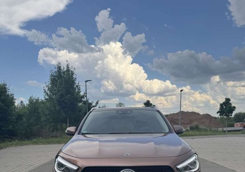 Mercedes-Benz GLA 180, 2021